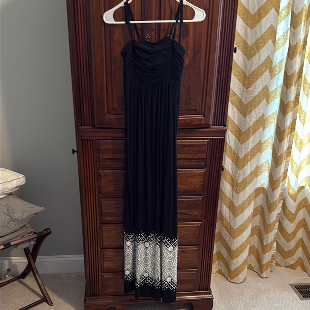Soma Blue and White Sleeveless Cocktail Gown